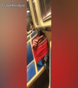 Famiglia di immigrati dorme in treno: il video commuove gli Usa