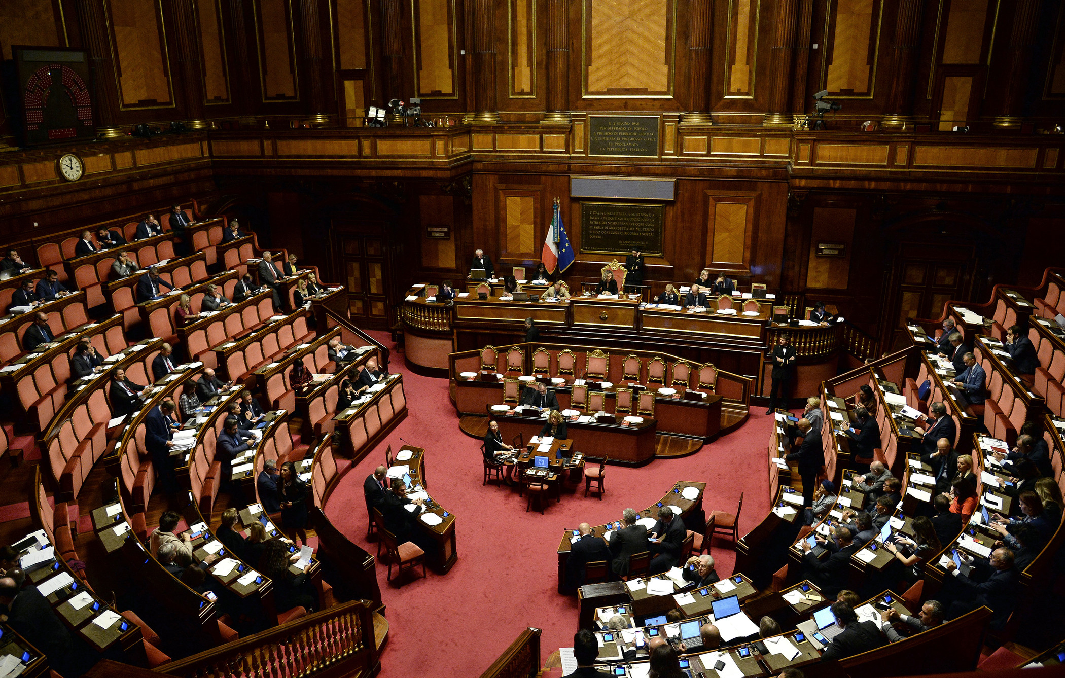 Dl Sicurezza, al via esame in aula Senato: si va verso fiducia. Buffagni: “De Falco vota no? Si dimetterà”