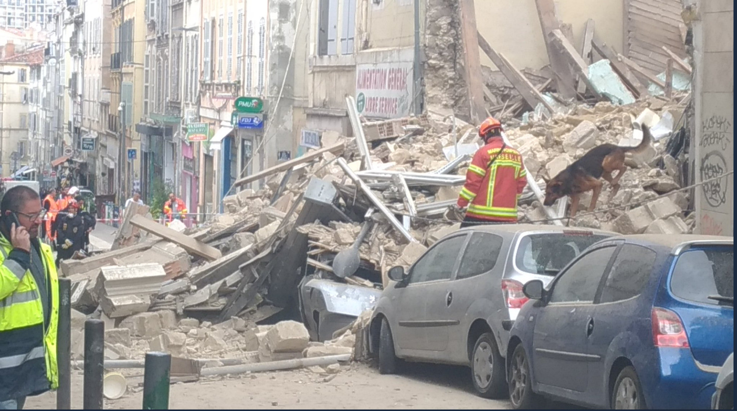 Marsiglia, crollati due palazzi: almeno due feriti