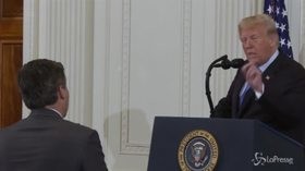 Trump contro Acosta, il presidente Usa al giornalista Cnn: “Vergognati”