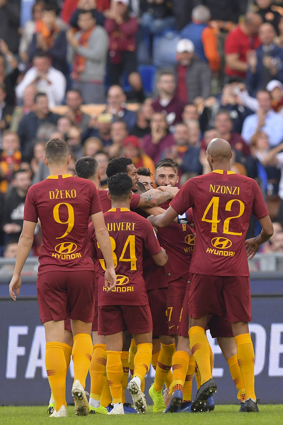 Serie A, poker Roma alla Samp: si sblocca Schick, doppio El Shaarawy