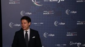 Conferenza di Palermo sulla Libia, Conte saluta Tsipras e Mogherini