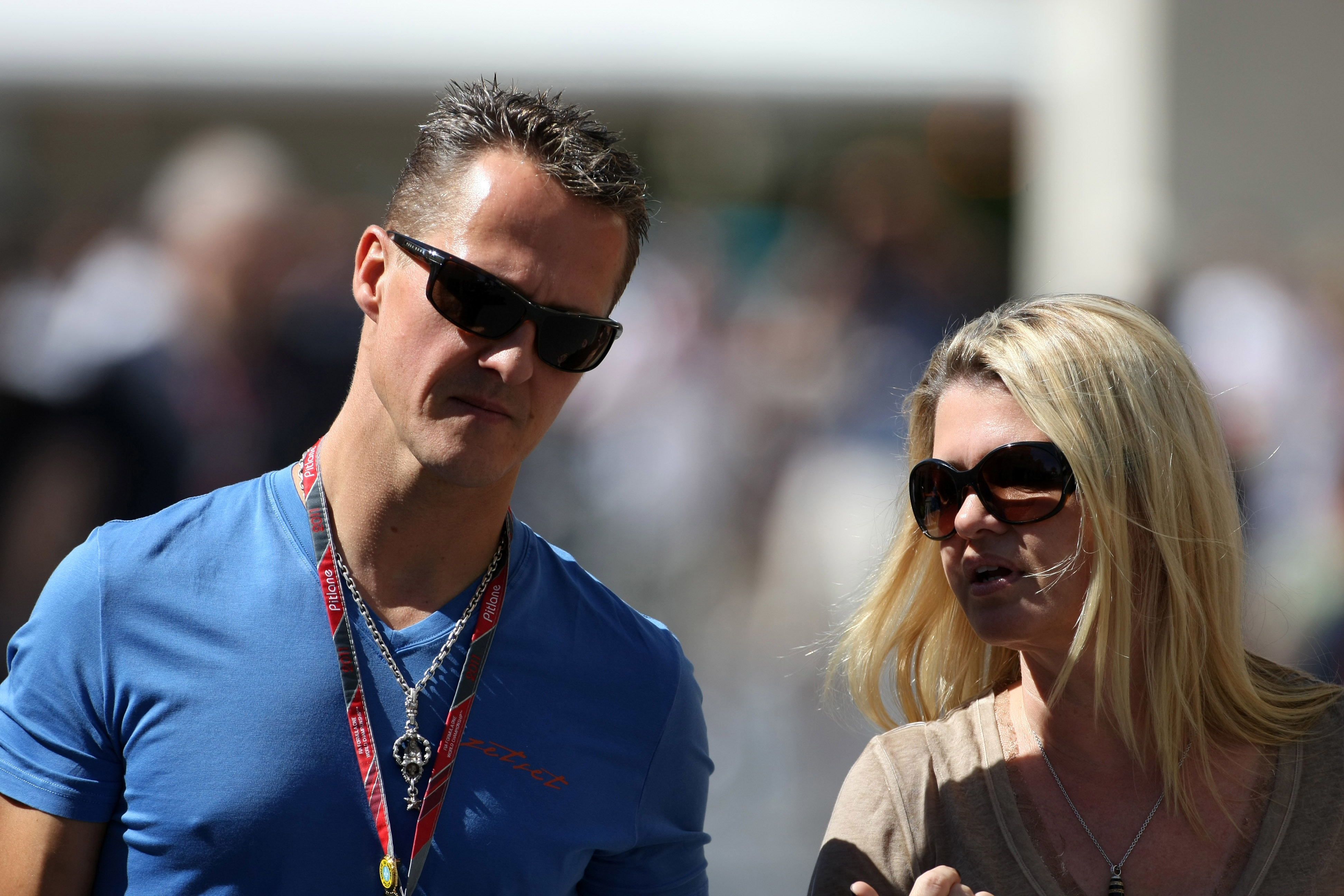 F1, la moglie di Schumacher non perde la speranza: “Michael è un combattente, non si arrenderà”