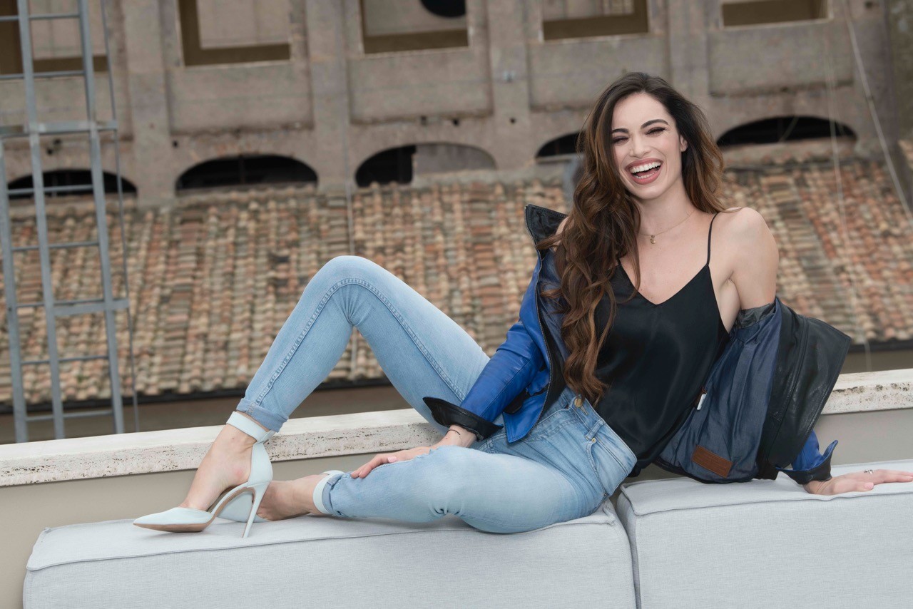 Emozioni e colpi di scena, su Real Time arriva ‘Rivelo’ con Lorella Boccia