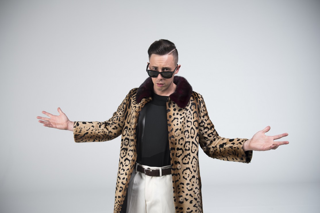 Shade è l’eccezione del rap: ecco il suo autoironico ‘Truman’