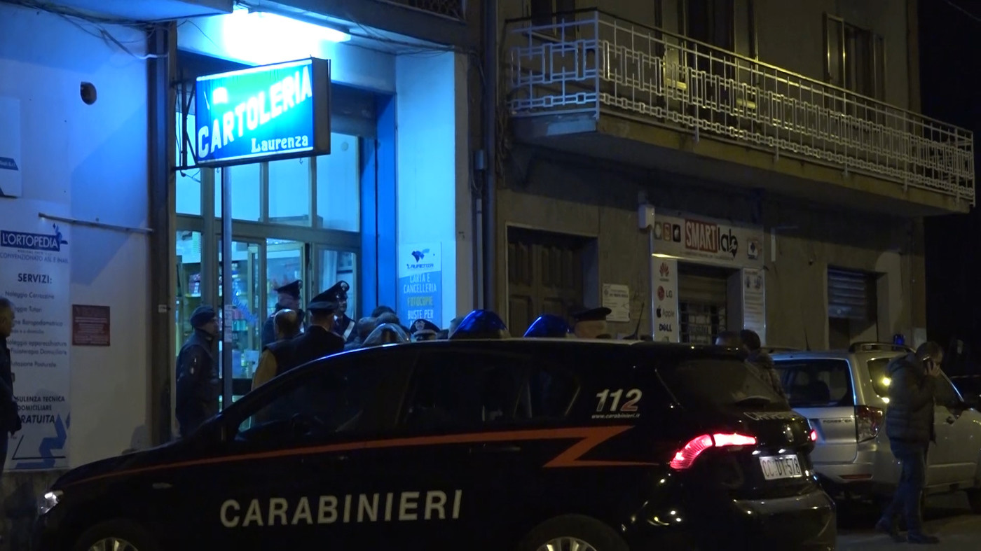 Strage familiare nel Casertano: finanziere uccide moglie e cognata e si suicida