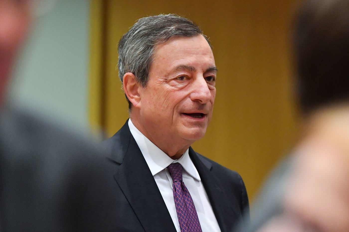 Draghi: “Se l’inflazione non cresce non fermeremo il Quantitative Easing”