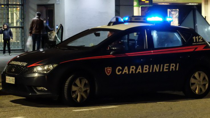 Tragedia a Folgaria: uomo si barrica in casa, uccide il figlio e si spara
