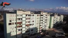 Napoli, sequestrate armi e droga al parco verde di Caivano