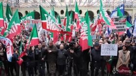 Torino, la lettera di Berlusconi: “Il governo presto cadrà sulle contraddizioni tra Lega e M5s”