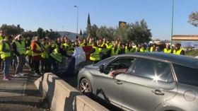 ‘Giubbotti gialli’, Francia ancora sotto assedio
