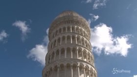 La Torre di Pisa pende sempre meno