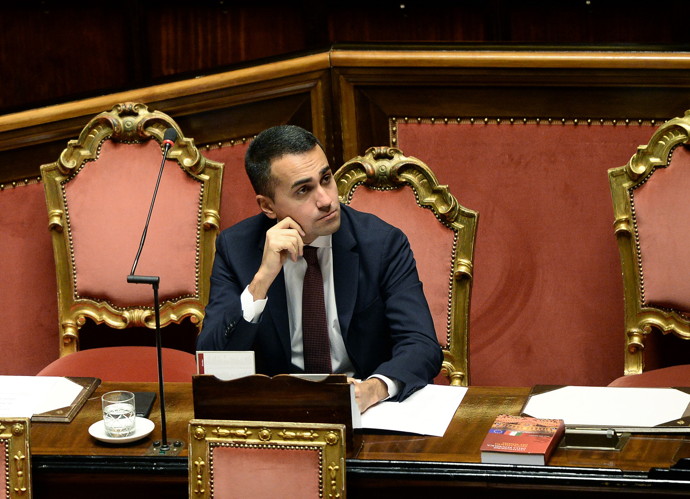 Di Maio: “Dobbiamo dialogare, ma i mercati capiranno e da maggio ci sarà un’altra Europa”