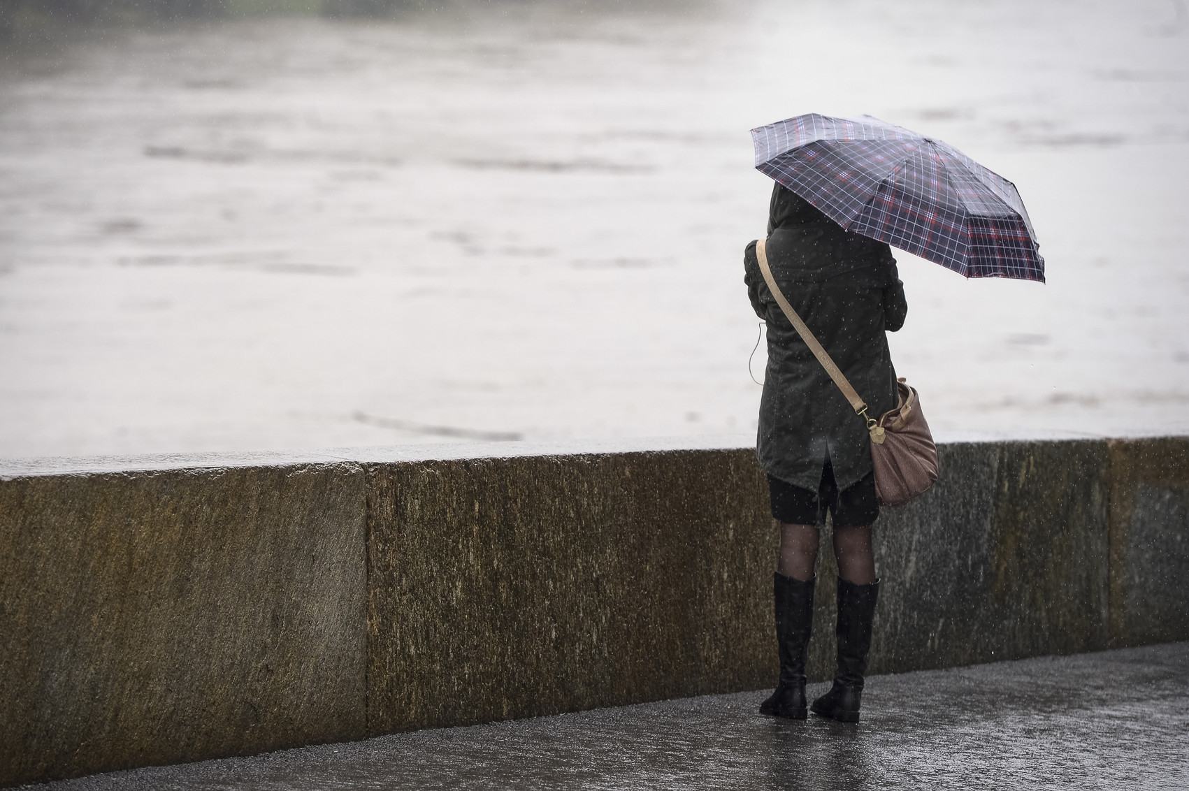 Weekend con il brutto tempo, temporali da nord a sud: il meteo del 24 e 25 novembre