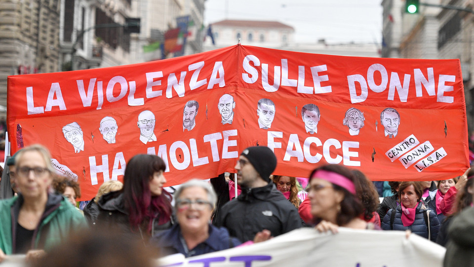 La Rivoluzione Femminista In Piazza A Roma: Volti E Slogan Dalla ...