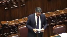Dl Sicurezza, il governo pone la fiducia. Pd: “Vergogna”