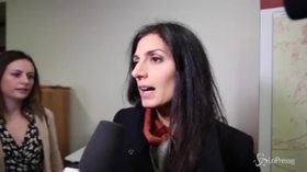 Roma, Raggi: “500 milioni per migliorare metro e bus”