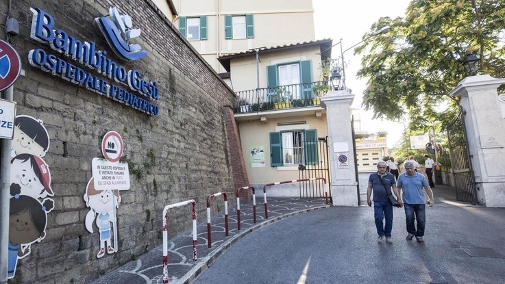 Alex al Bambin Gesù di Roma. Farà il trapianto di midollo dai genitori