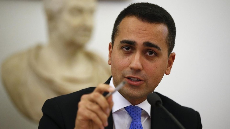 Manovra, fra dubbi e ironia social è caccia al ‘Navigator’ di Di Maio