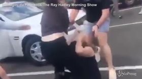 Australia, la violenta rissa tra due studentesse
