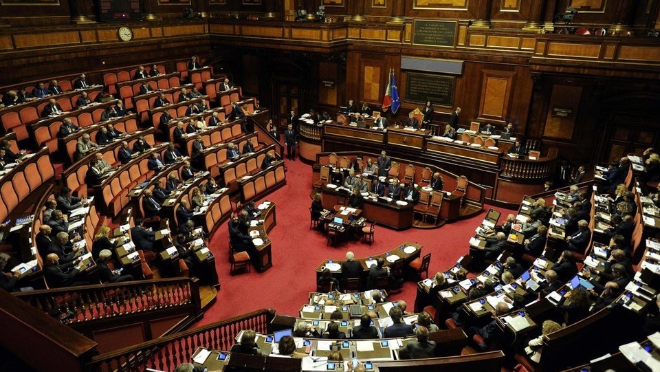 Manovra, pensioni d’oro e pace fiscale: è già corsa alle modifiche in Senato