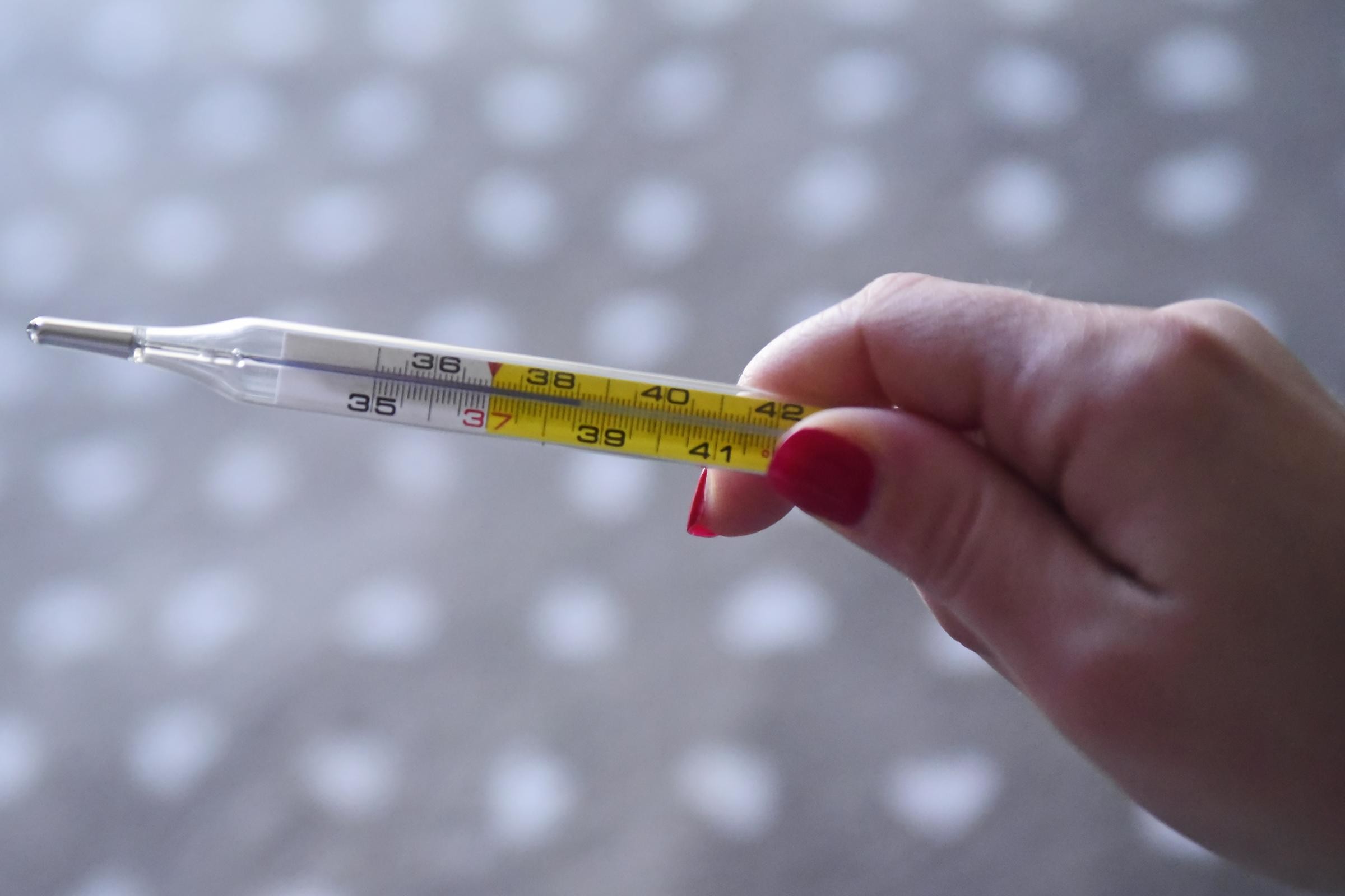 Salute, quasi 700mila già a letto per l’influenza: ci costa quanto una Manovra