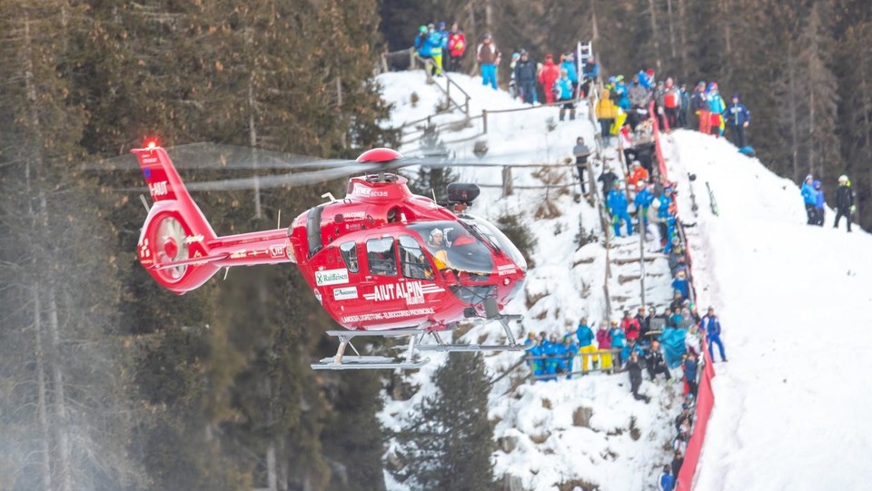 Perde il controllo degli sci e cade il brutto incidente di Gisin in