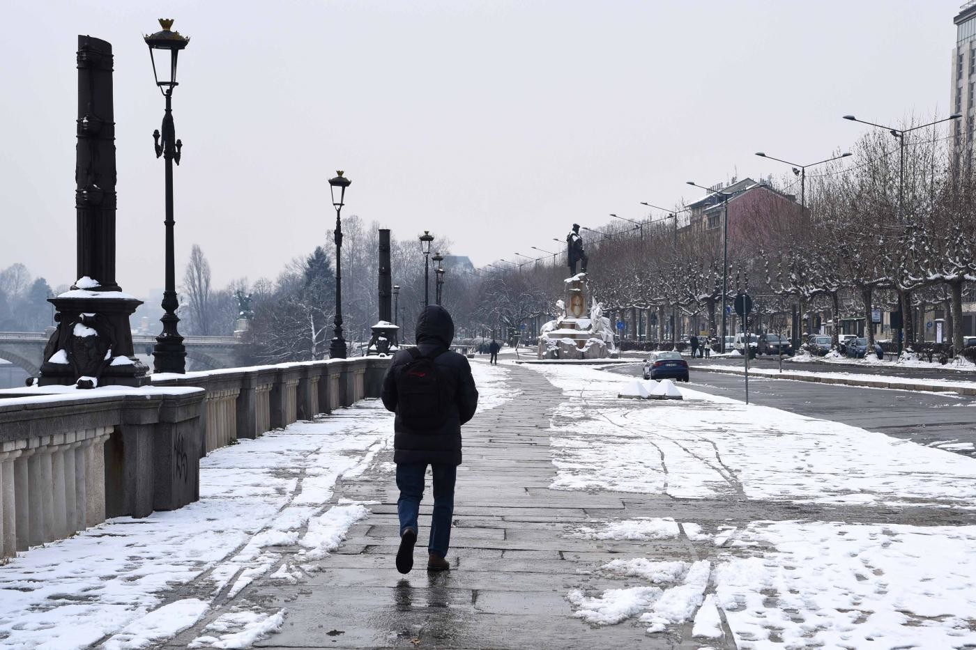Meteo, temperature giù in tutta Italia, sulla Pianura Padana arriva la neve
