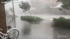 Sidney, le impressionanti immagini della mega tempesta