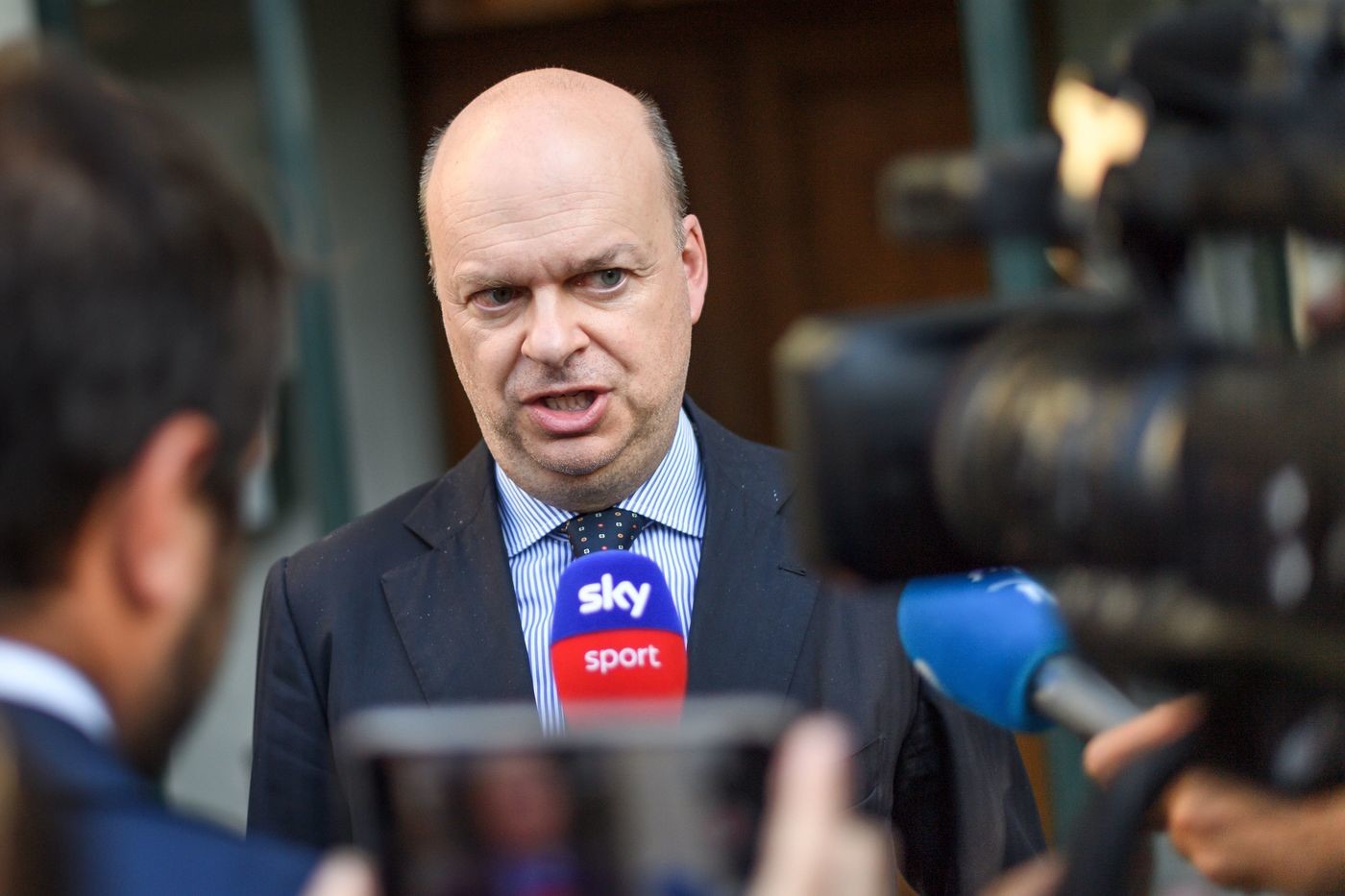 Milan, Fassone fa causa al club: per l’ex ad il licenziamento è ritorsivo