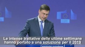 Ok Europa alla manovra, Dombrovskis all’Italia: “Evitate procedure per deficit eccessivo”