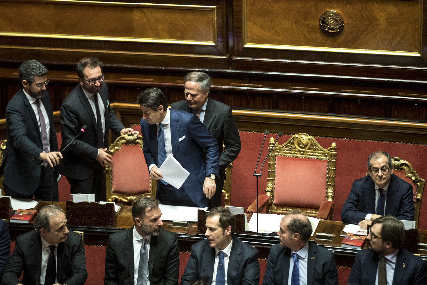 Manovra, Conte riferisce in Senato: ma Di Maio e Salvini lo ‘lasciano solo’