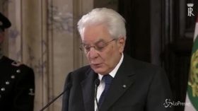 Manovra, Mattarella: “Bene dialogo con Ue”