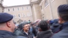 Roma, la rabbia dei tassisti contro il governo: “E’ la solita porcata, hanno liberalizzato tutto”