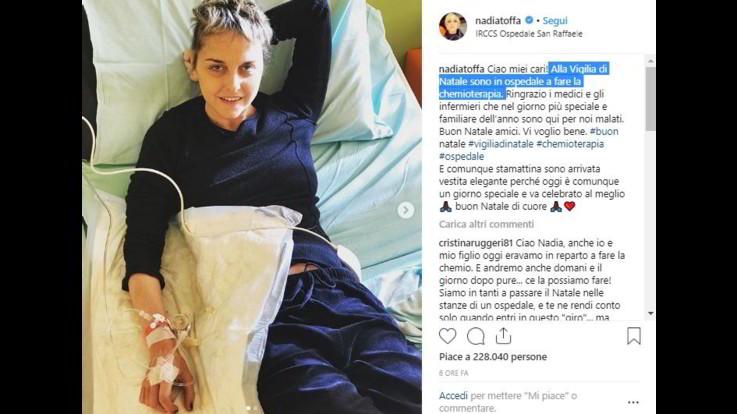 Nadia Toffa: "Alla vigilia di Natale faccio la chemio". E posta la foto su Instagram