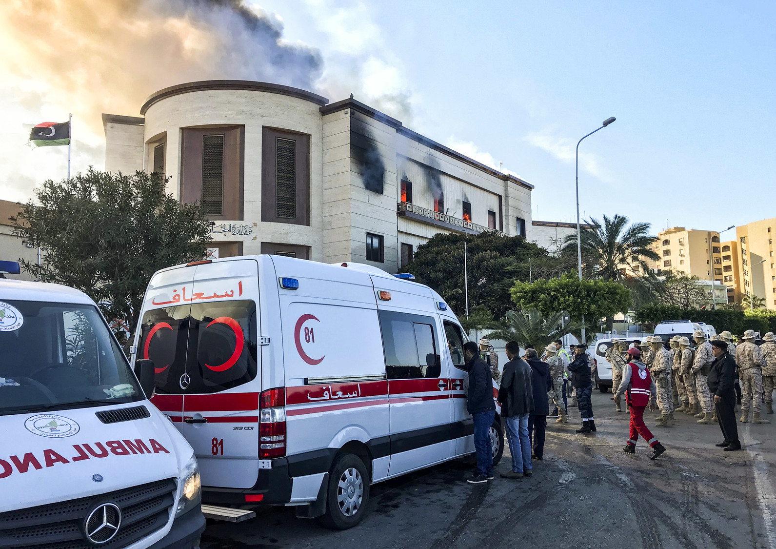 Tripoli, attacco terroristico al ministero degli Esteri: almeno tre morti e dieci feriti