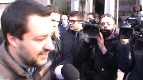 La promessa di Salvini: “Reddito di cittadinanza? I furbi non vedranno un euro”