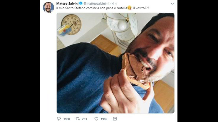 Salvini e la foto con pane e nutella, è polemica sui social: "Vergogna, in Sicilia c'è stato un terremoto". Lui replica: "Avete dei problemi"