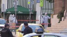 Atene, esplode un pacco sospetto: ferito un poliziotto