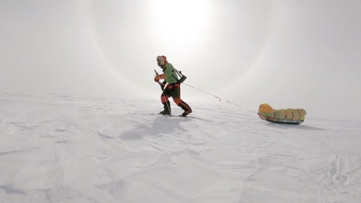 Prima traversata Antartide in solitaria: un atleta Usa fa 1600 km in 54 giorni