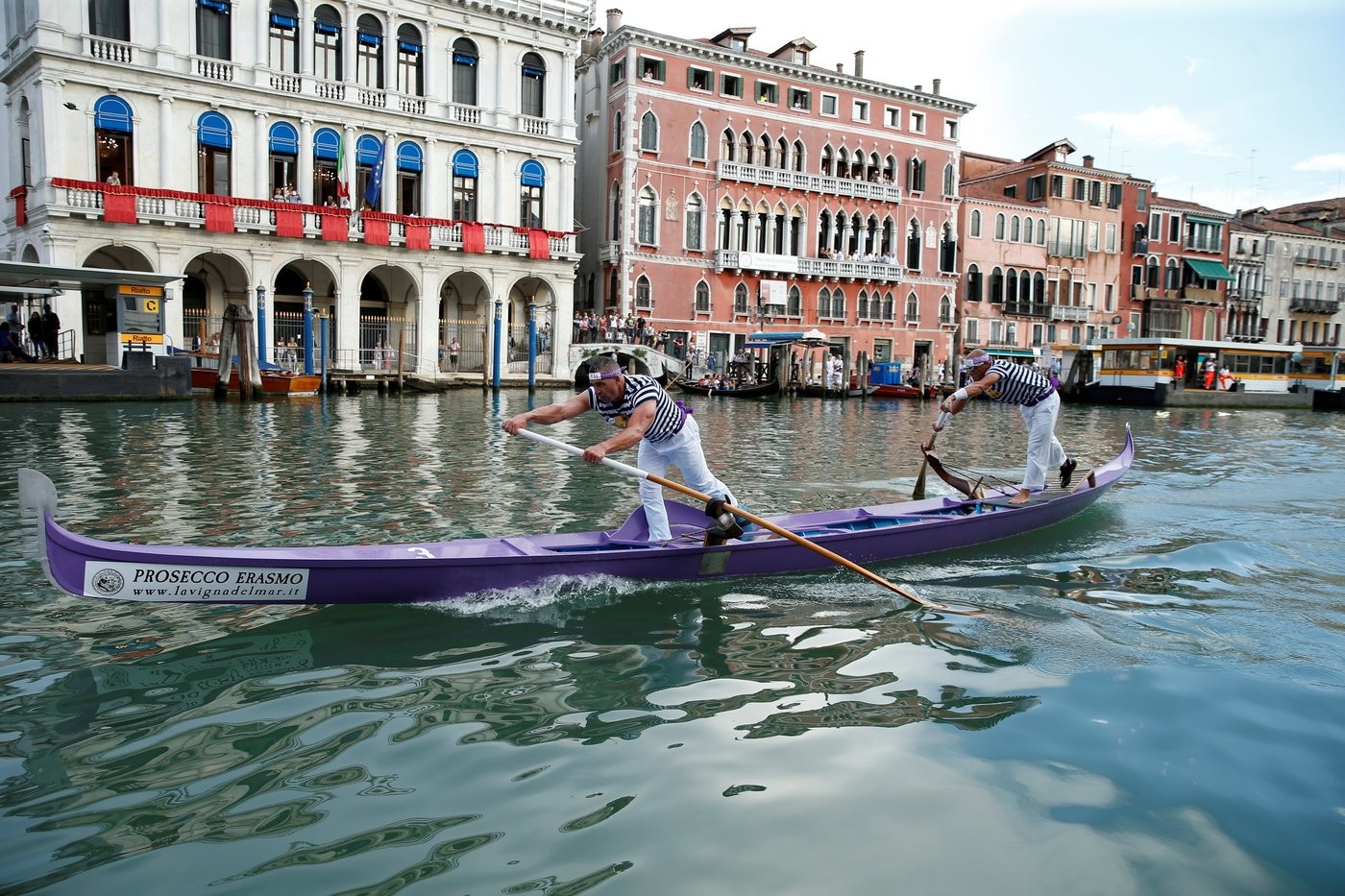 Manovra, ticket d’ingresso per Venezia: da 2,5 a 5 euro per chi entra in città