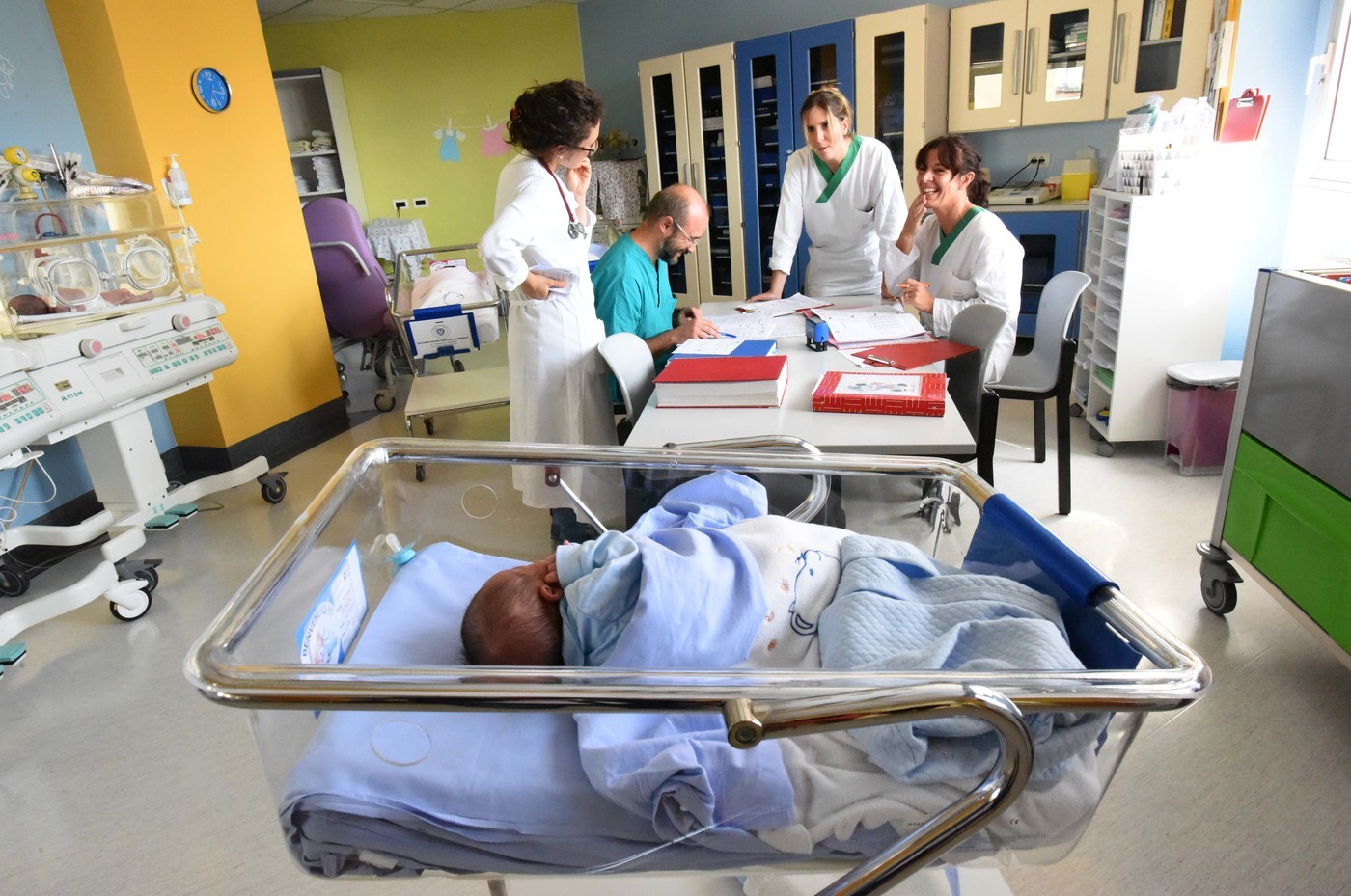 Il 2019 porta oltre 395mila bambini: 1300 le nuove nascite in Italia