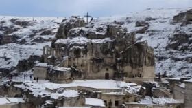 Neve a Matera, i sassi imbiancati