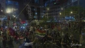 Perù, in centinaia alla manifestazione anti-corruzione di Lima