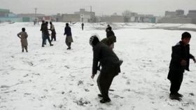 Neve in Afghanistan, imbiancata la città di Kabul