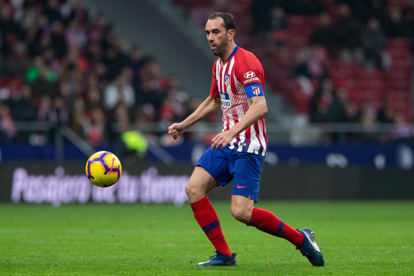Calciomercato, Inter prenota Godin. Morata-Higuain, si può fare