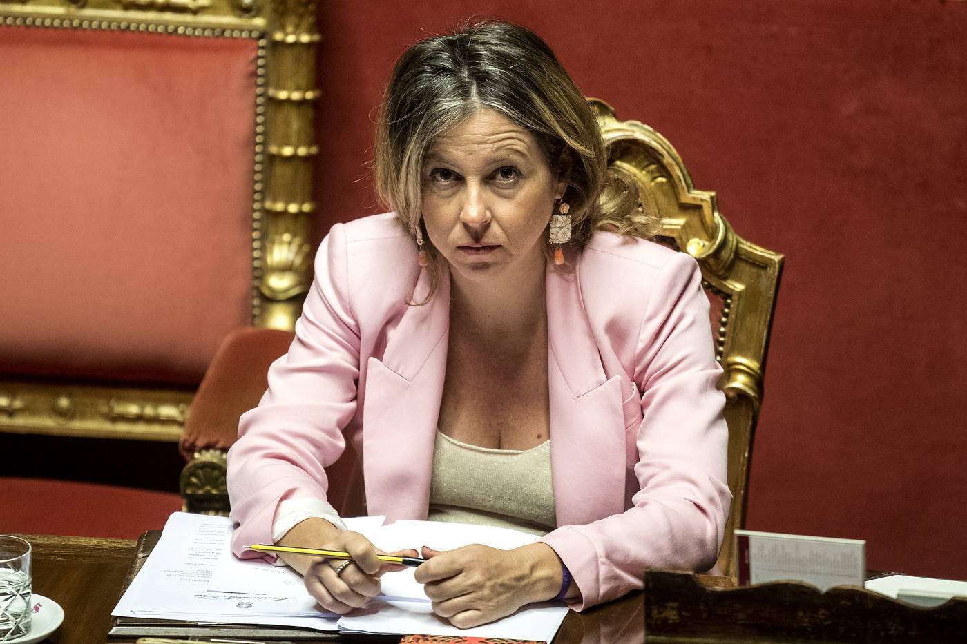 Membri del Consiglio di Sanità ‘schedati’, bufera sulla ministra Grillo. Pd e FI: “Interrogazione urgente”