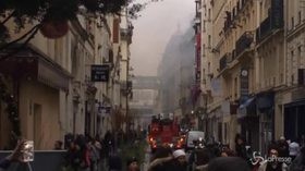 Esplosione a Parigi, fuga di gas nel quartiere dell’Opera