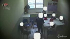 Minori autistici legati e maltrattati nel Barese: il video choc