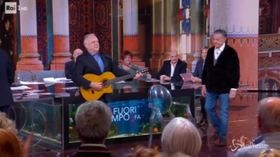 Cochi e Renato, esibizione da standing ovation da Fazio con “Come porti i capelli bella bionda”